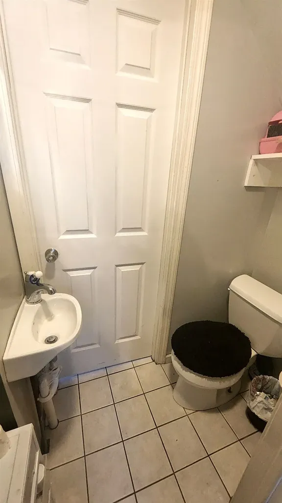 87 Parker Street Manchester NH 03102