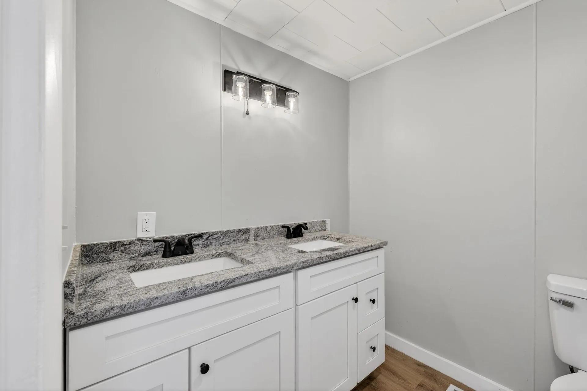 243 Bank Street Extension Lebanon NH 03766