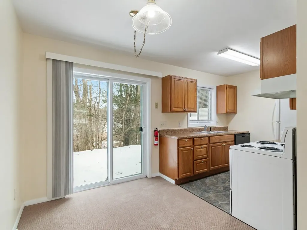 L4 Grandview Drive South Burlington VT 05403