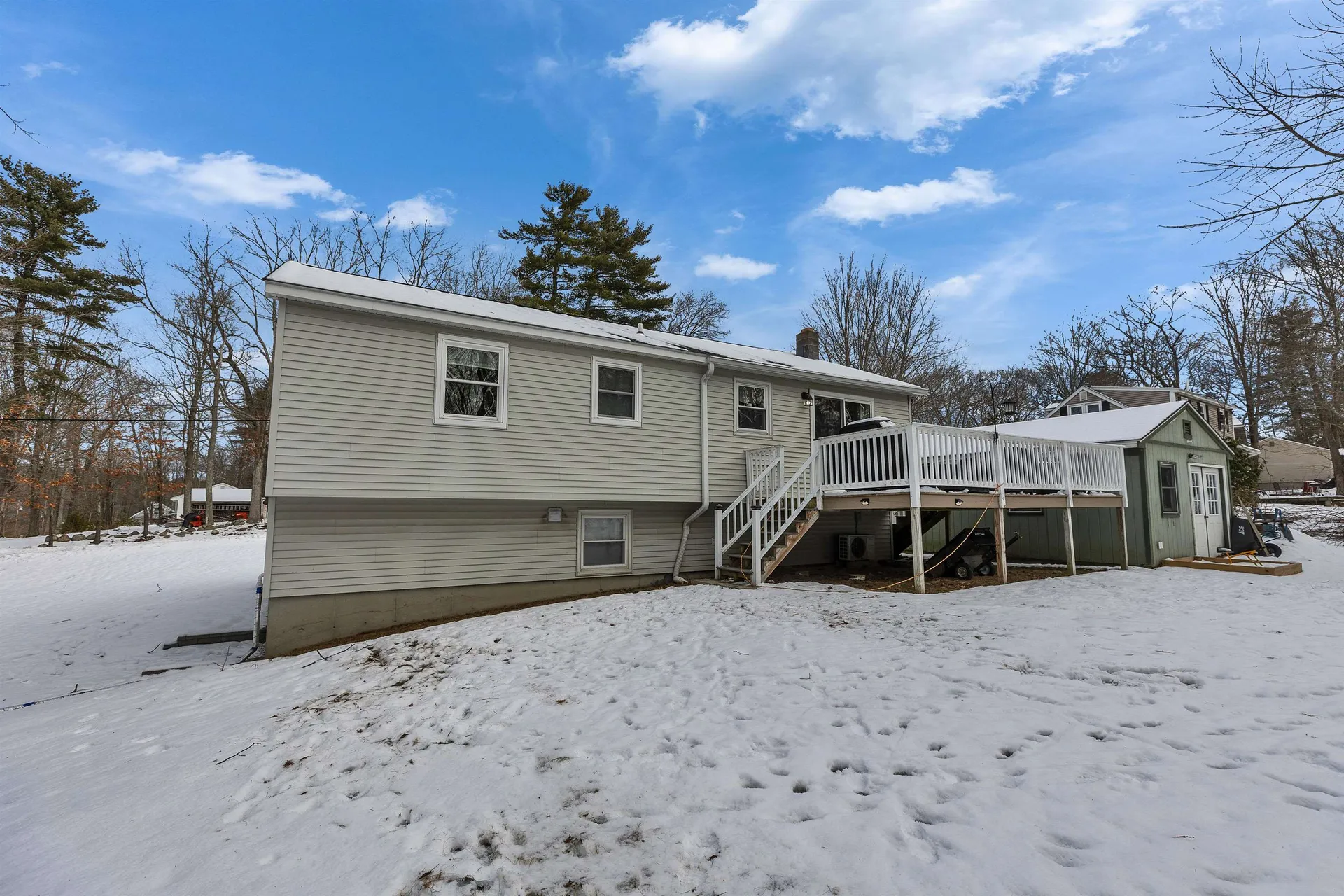 1 Nancy Lane Raymond NH 03077