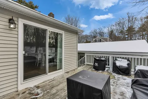 1 Nancy Lane Raymond NH 03077