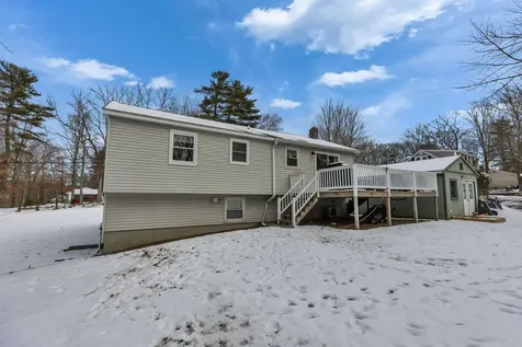 1 Nancy Lane Raymond NH 03077