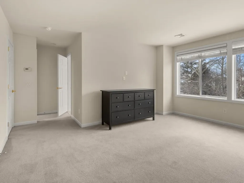 35 Hummingbird Lane South Burlington VT 05403