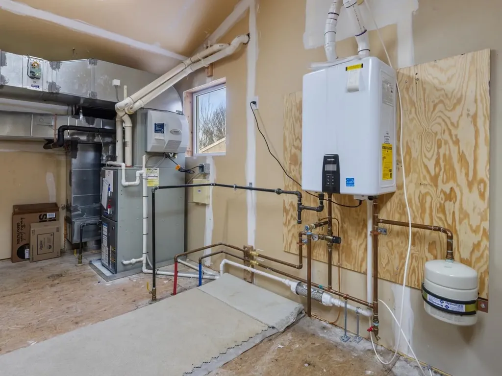 35 Hummingbird Lane South Burlington VT 05403