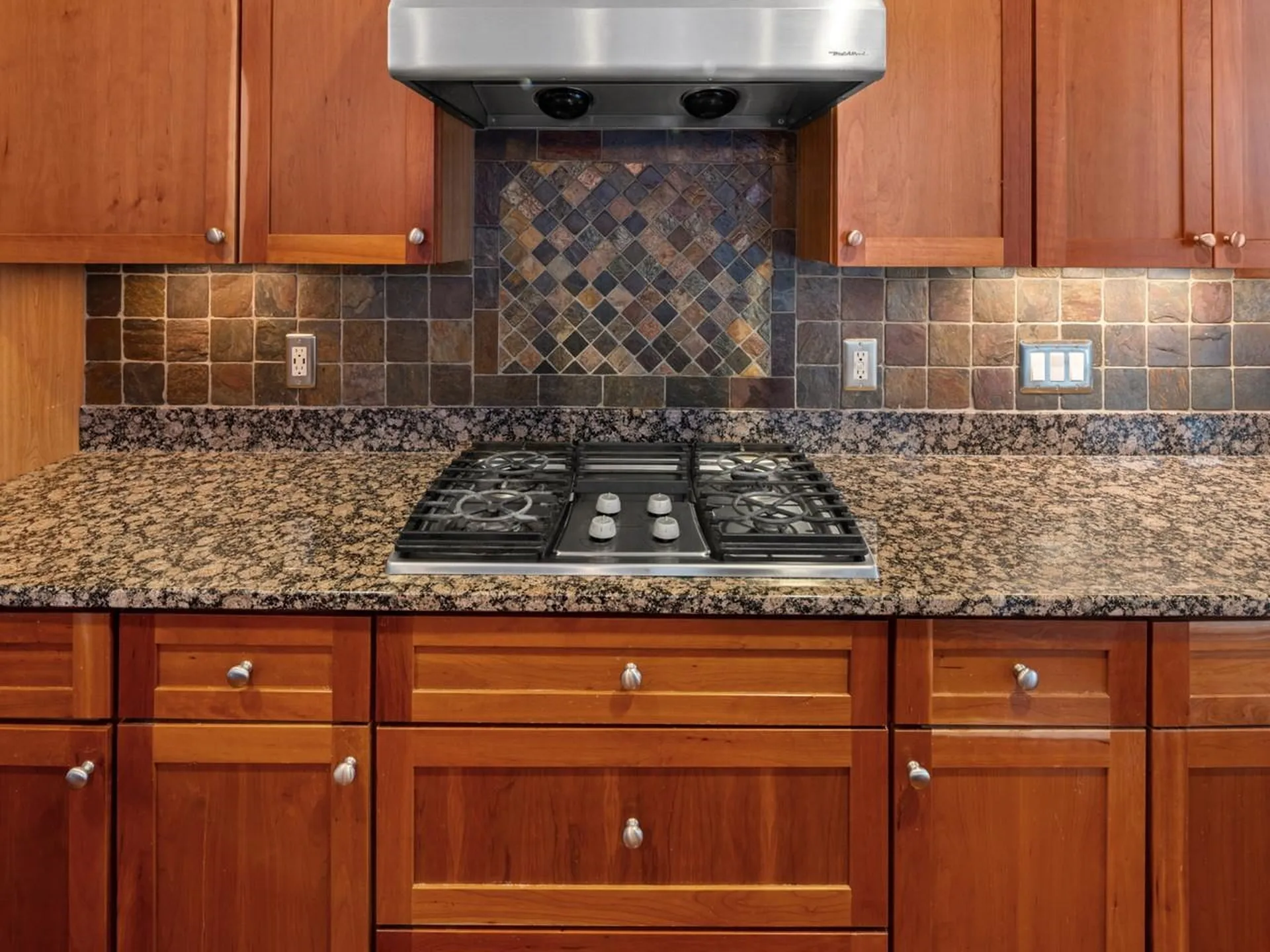 35 Hummingbird Lane South Burlington VT 05403