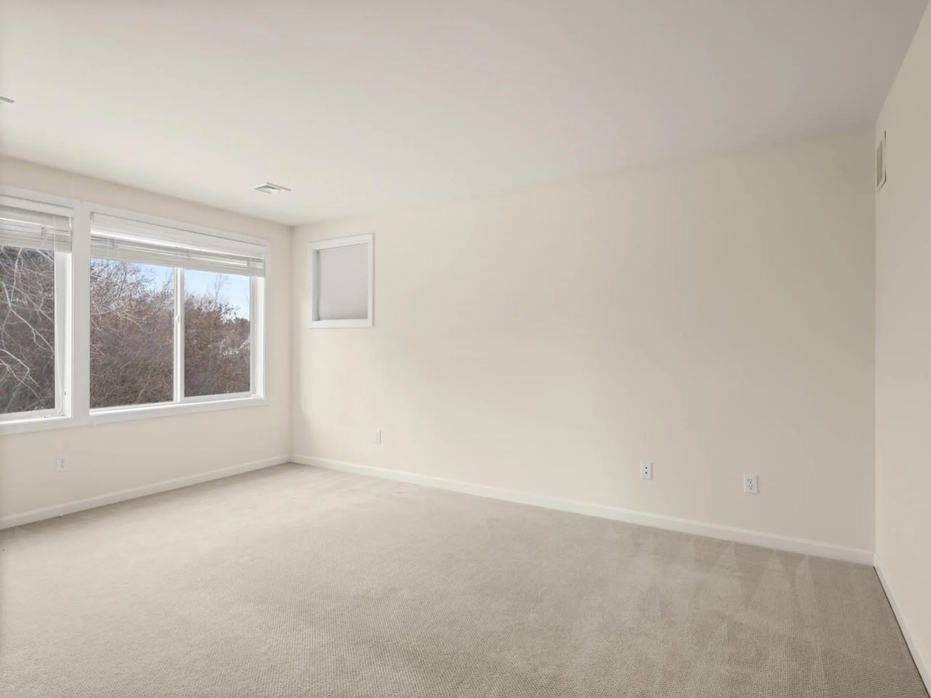 35 Hummingbird Lane South Burlington VT 05403