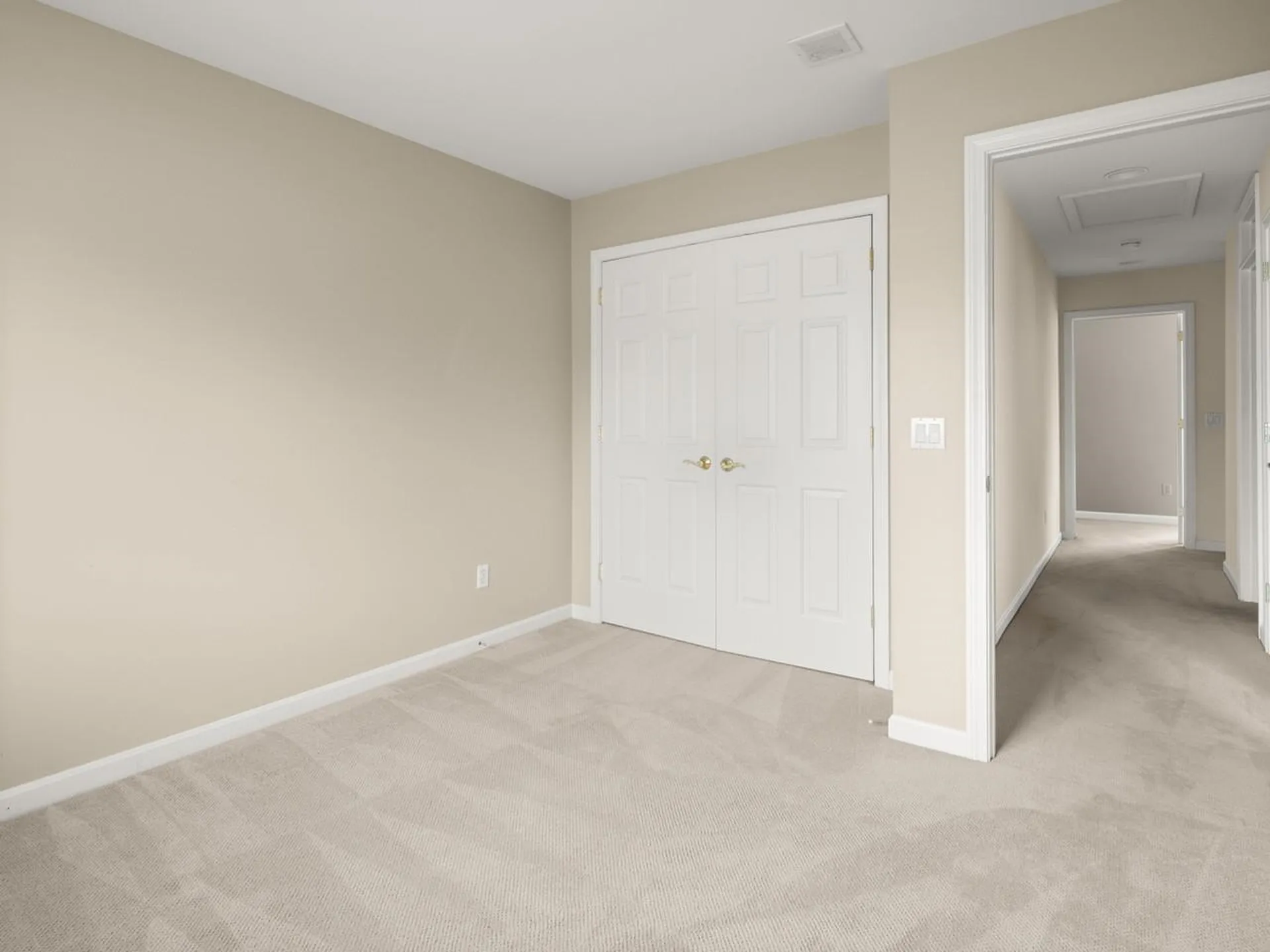 35 Hummingbird Lane South Burlington VT 05403