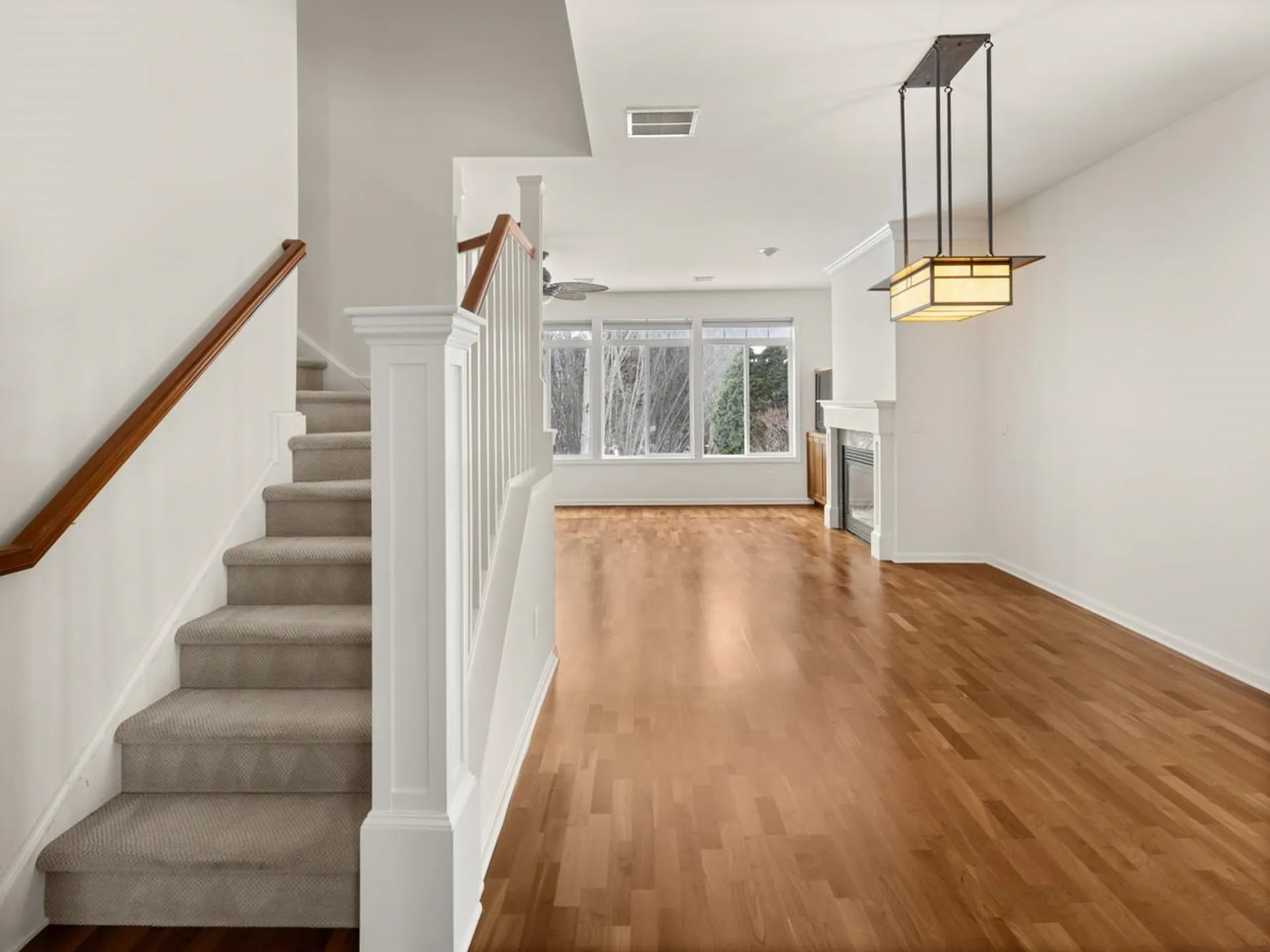 35 Hummingbird Lane South Burlington VT 05403