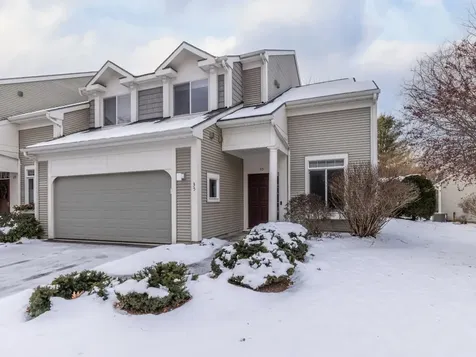 35 Hummingbird Lane South Burlington VT 05403