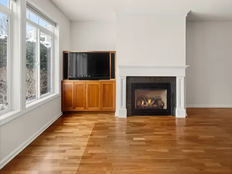 35 Hummingbird Lane South Burlington VT 05403