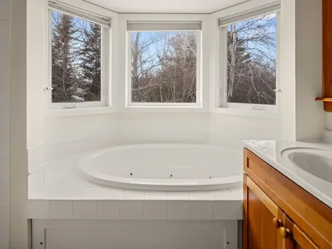 35 Hummingbird Lane South Burlington VT 05403