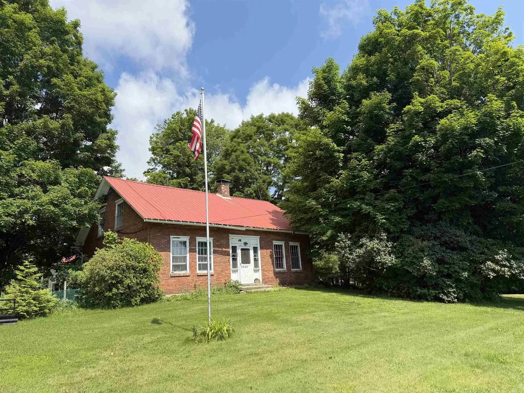 2456 Route 5 Derby VT 05829