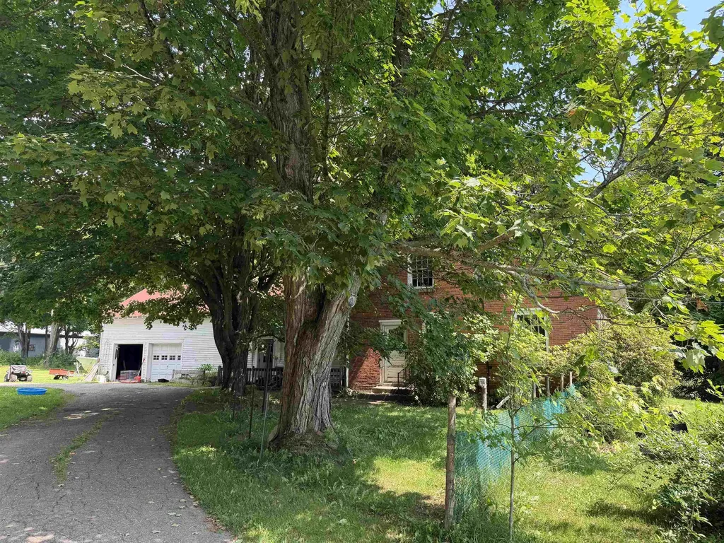 2456 Route 5 Derby VT 05829