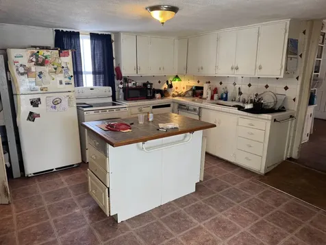 2456 Route 5 Derby VT 05829