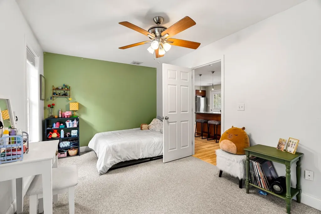 23 Camp Lee Road Epping NH 03042