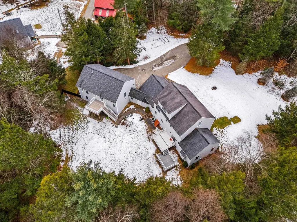 23 Camp Lee Road Epping NH 03042