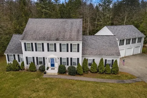 23 Camp Lee Road Epping NH 03042