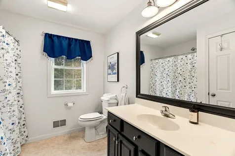 23 Camp Lee Road Epping NH 03042