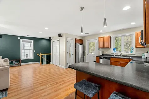 23 Camp Lee Road Epping NH 03042