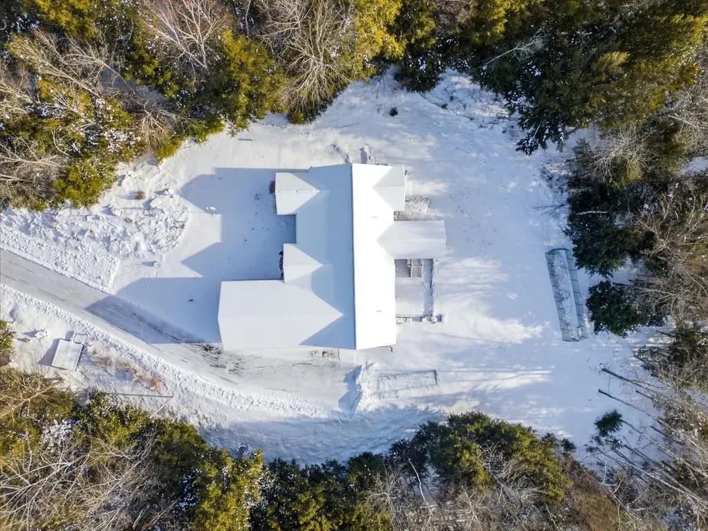 126 Old Claremont Road Acworth NH 03601