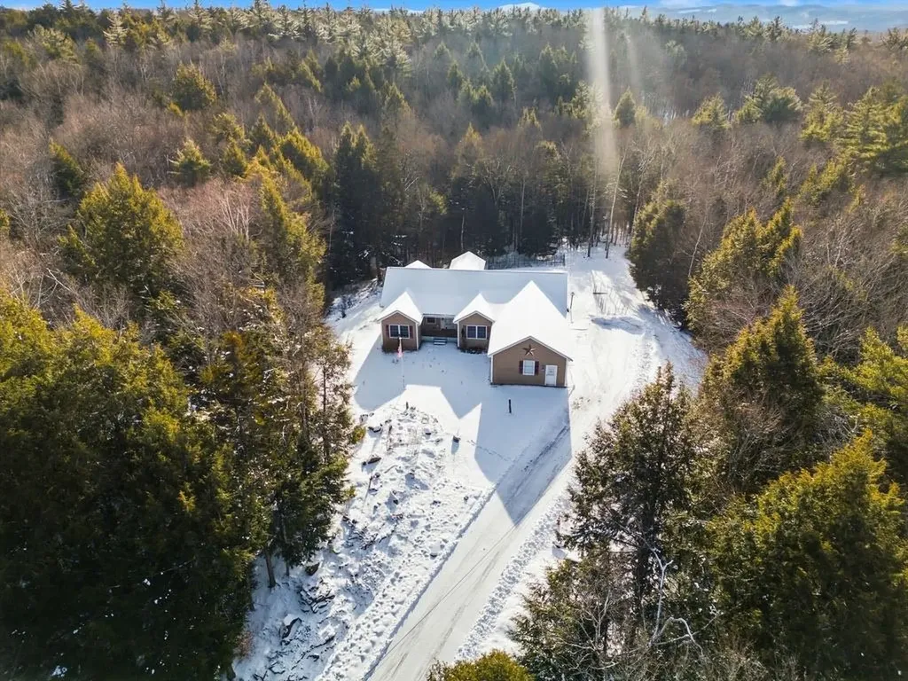 126 Old Claremont Road Acworth NH 03601