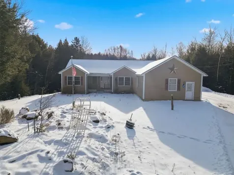 126 Old Claremont Road Acworth NH 03601