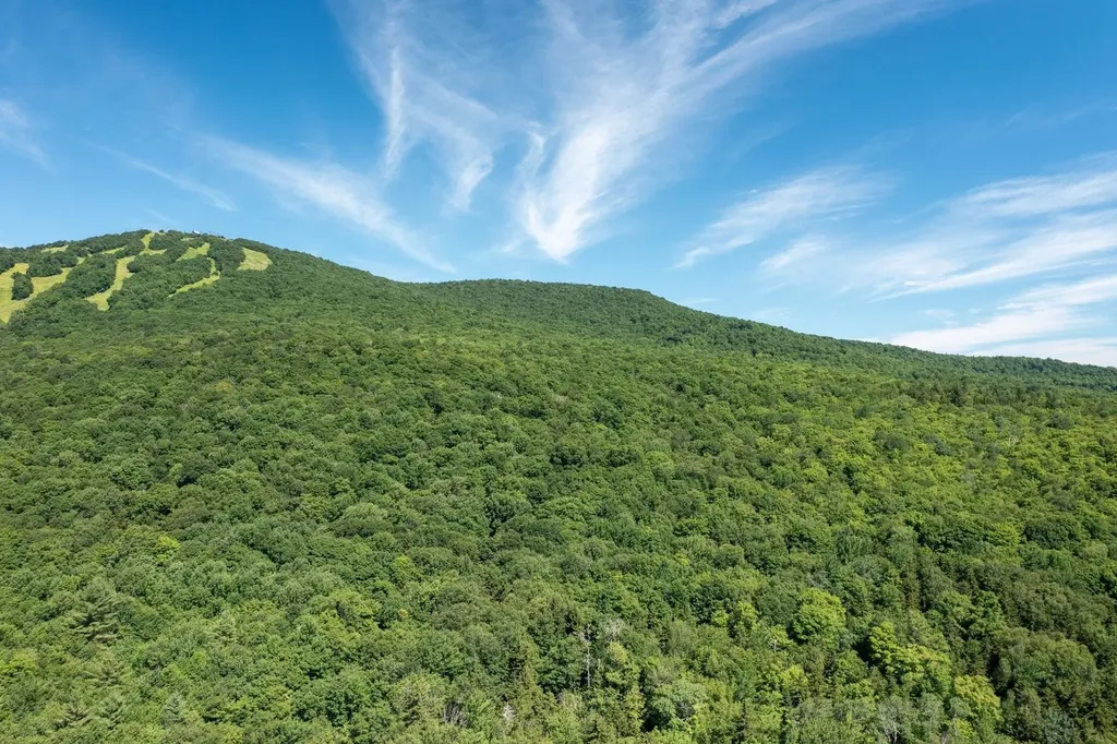 00 Vt Route 11 Peru VT 05152