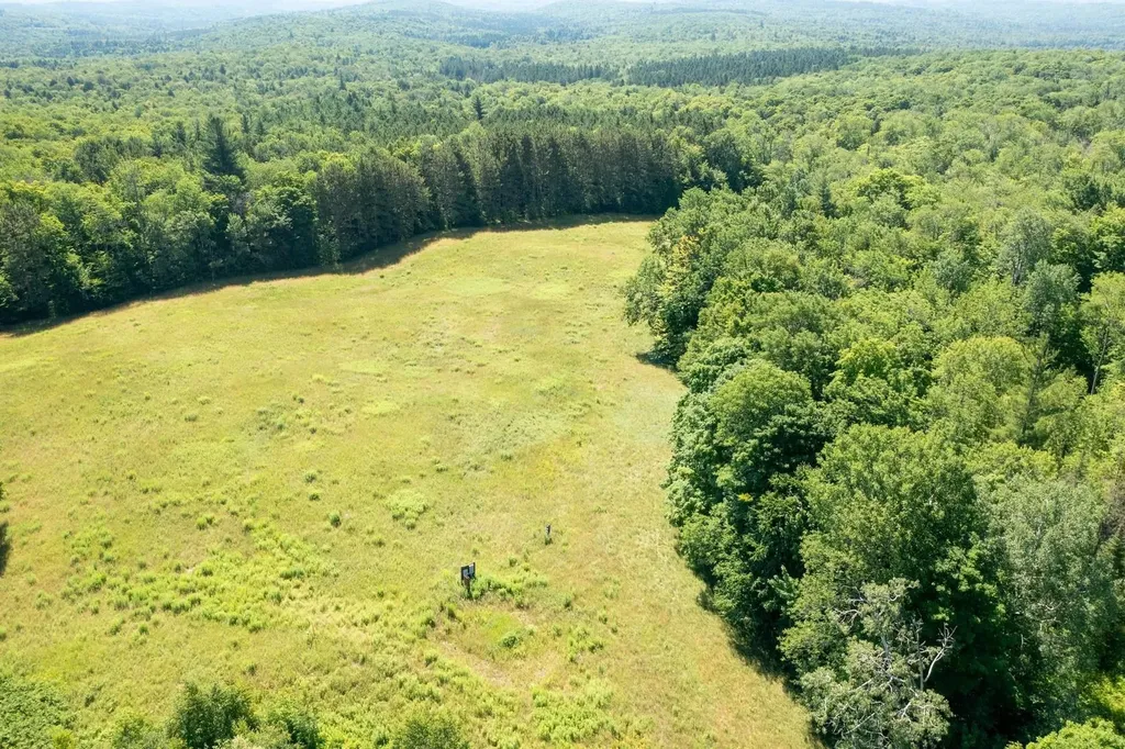 00 Vt Route 11 Peru VT 05152