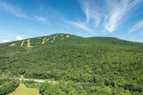 00 Vt Route 11 Peru VT 05152