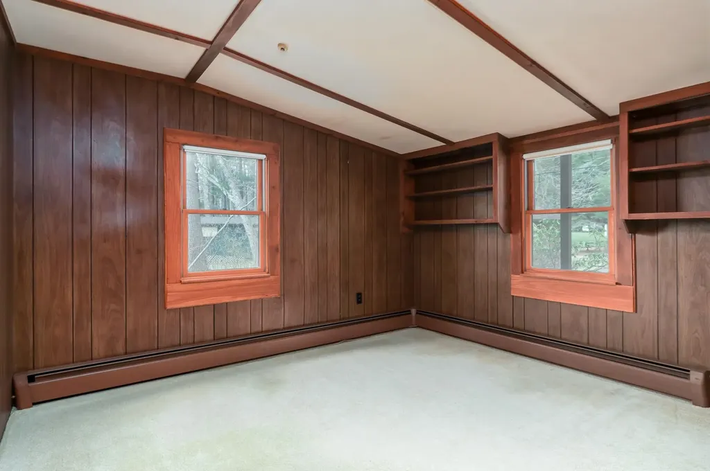 7 Howards Grove Derry NH 03038