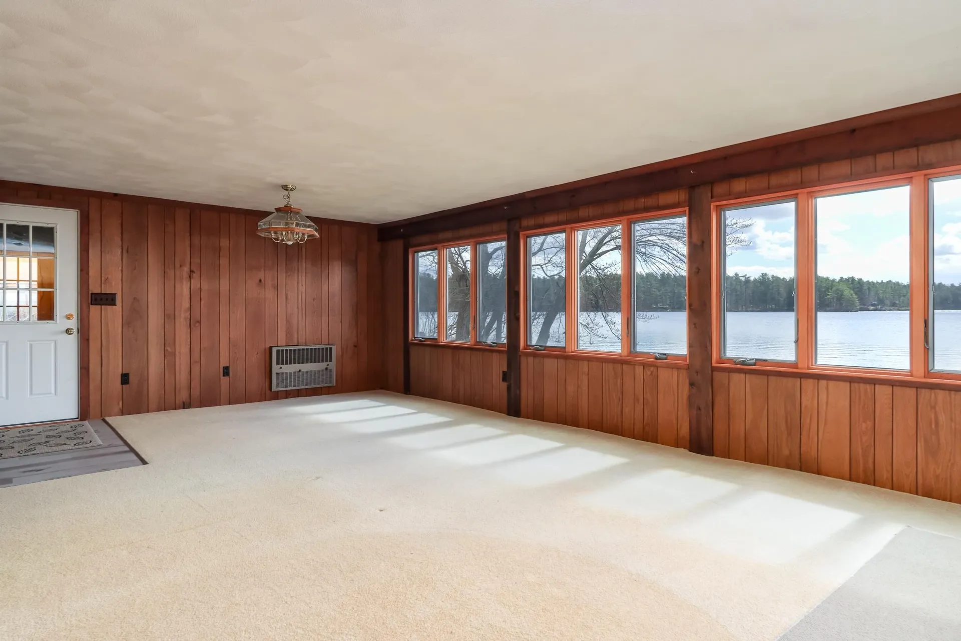 7 Howards Grove Derry NH 03038