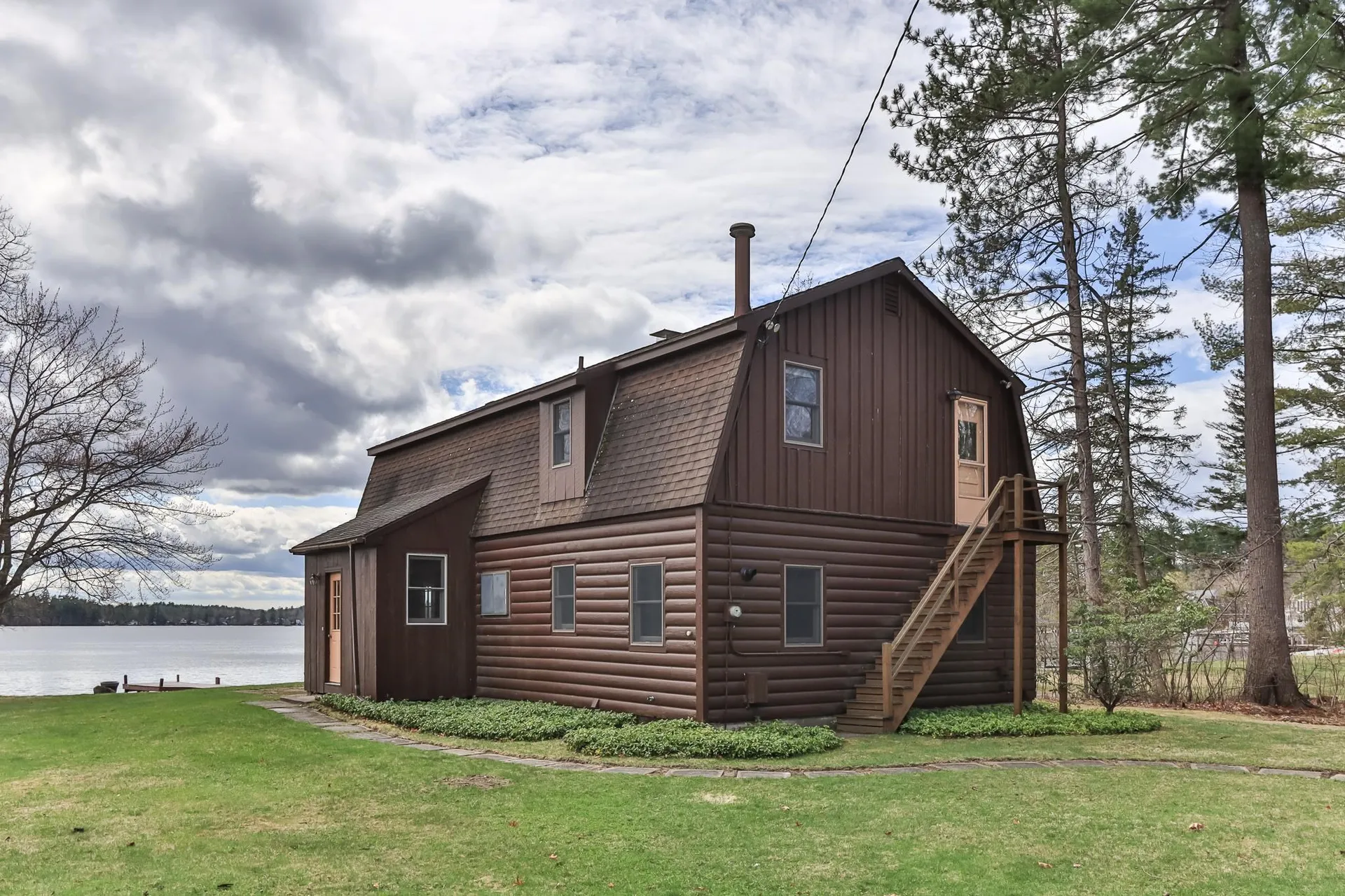 7 Howards Grove Derry NH 03038
