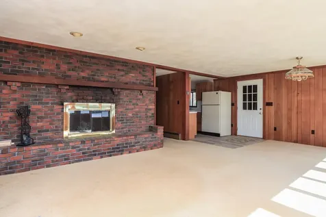 7 Howards Grove Derry NH 03038