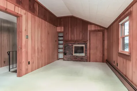 7 Howards Grove Derry NH 03038