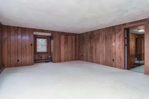 7 Howards Grove Derry NH 03038