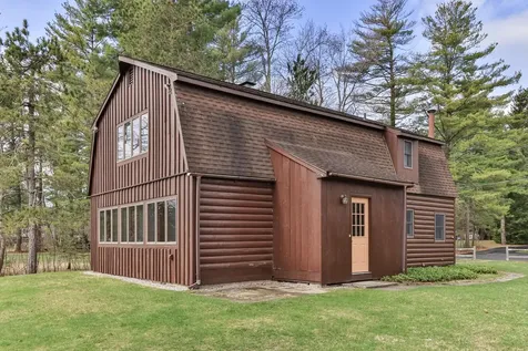 7 Howards Grove Derry NH 03038