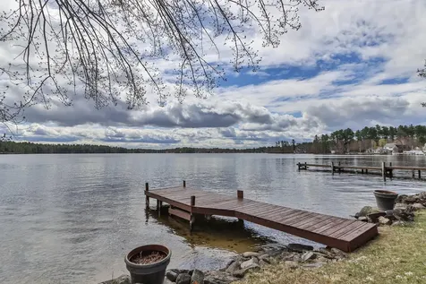 7 Howards Grove Derry NH 03038