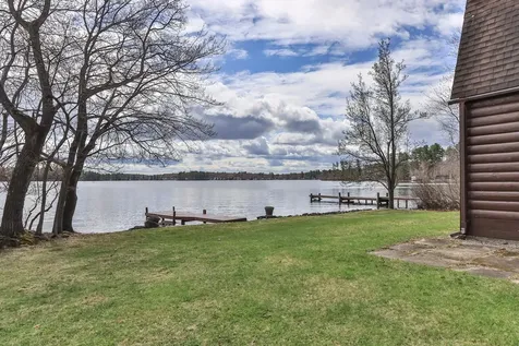 7 Howards Grove Derry NH 03038