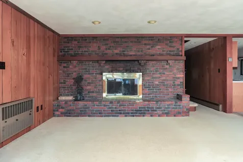 7 Howards Grove Derry NH 03038