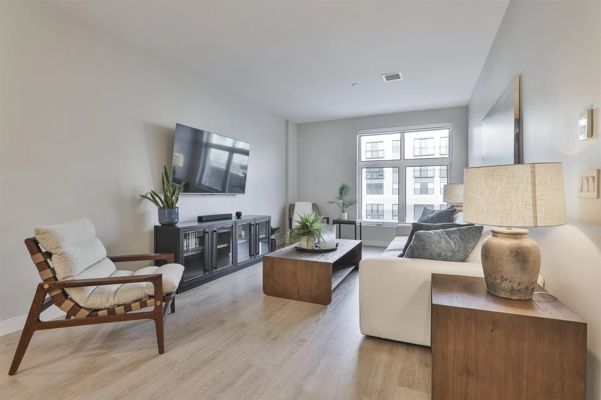 18 Artisan Drive Salem NH 03079