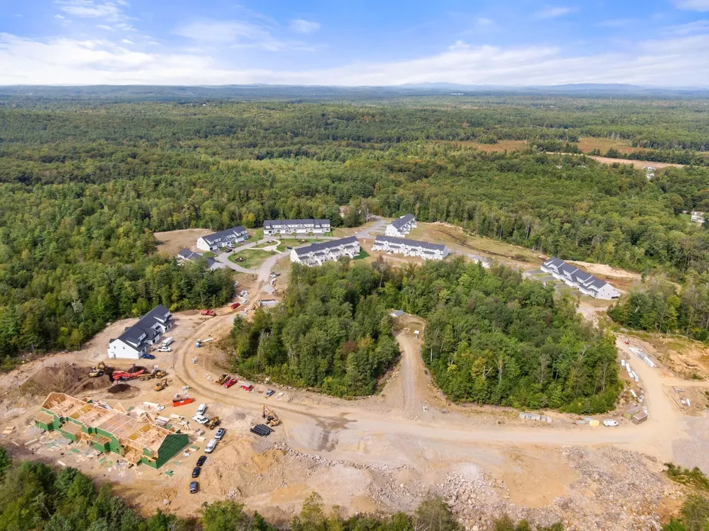 63 Driftwood Circle Sandown NH 03873