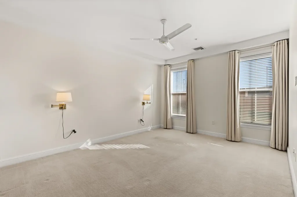 77 Hanover Street Portsmouth NH 03801