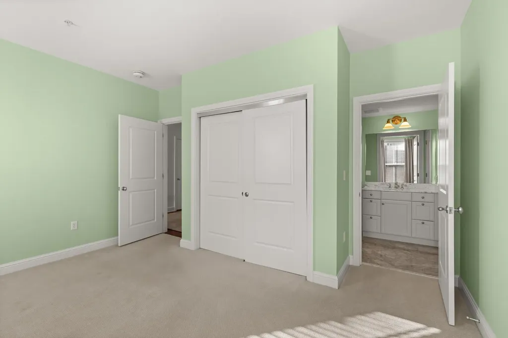 77 Hanover Street Portsmouth NH 03801