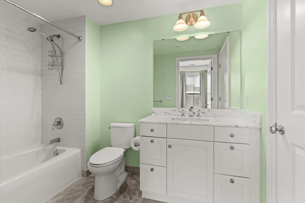 77 Hanover Street Portsmouth NH 03801