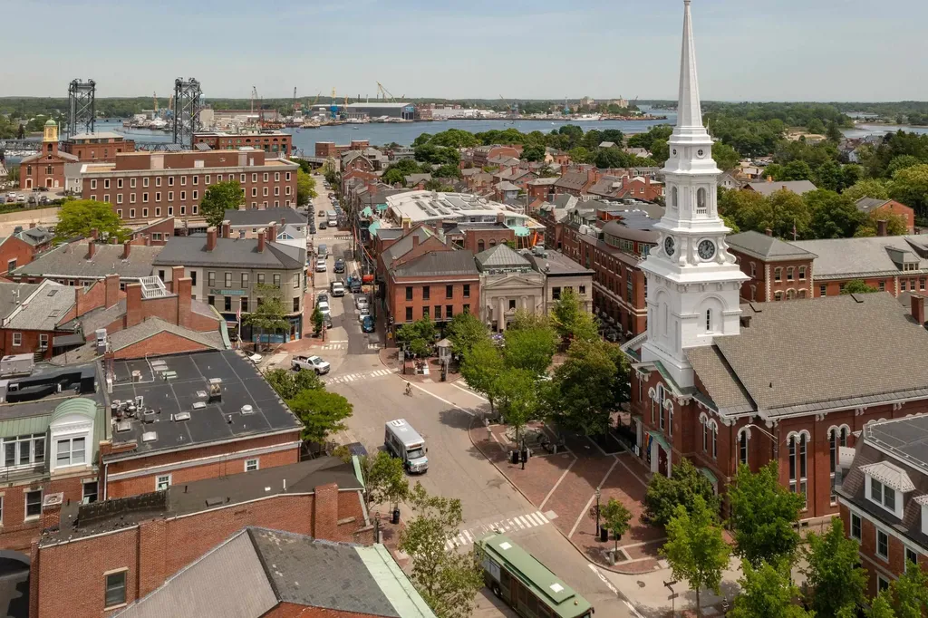 77 Hanover Street Portsmouth NH 03801