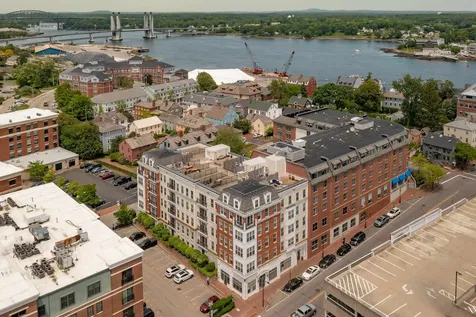 77 Hanover Street Portsmouth NH 03801