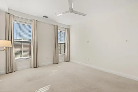 77 Hanover Street Portsmouth NH 03801