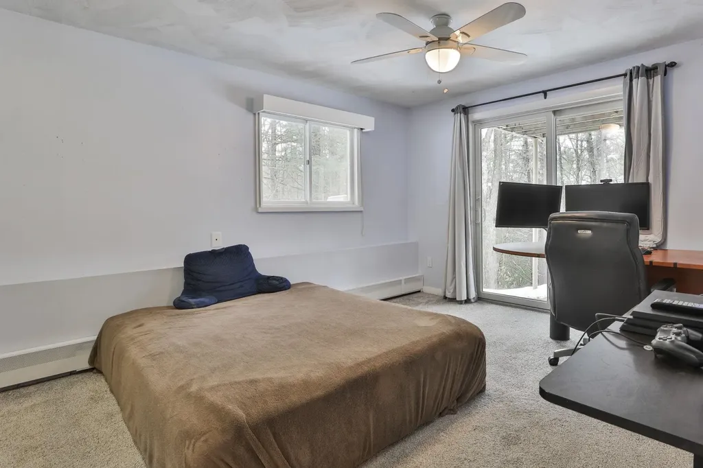 38 Old Manchester Road Amherst NH 03031