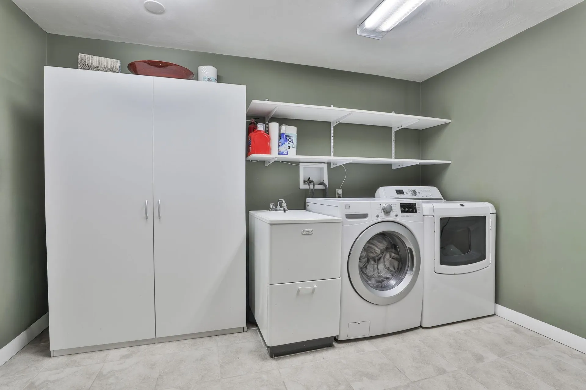 38 Old Manchester Road Amherst NH 03031