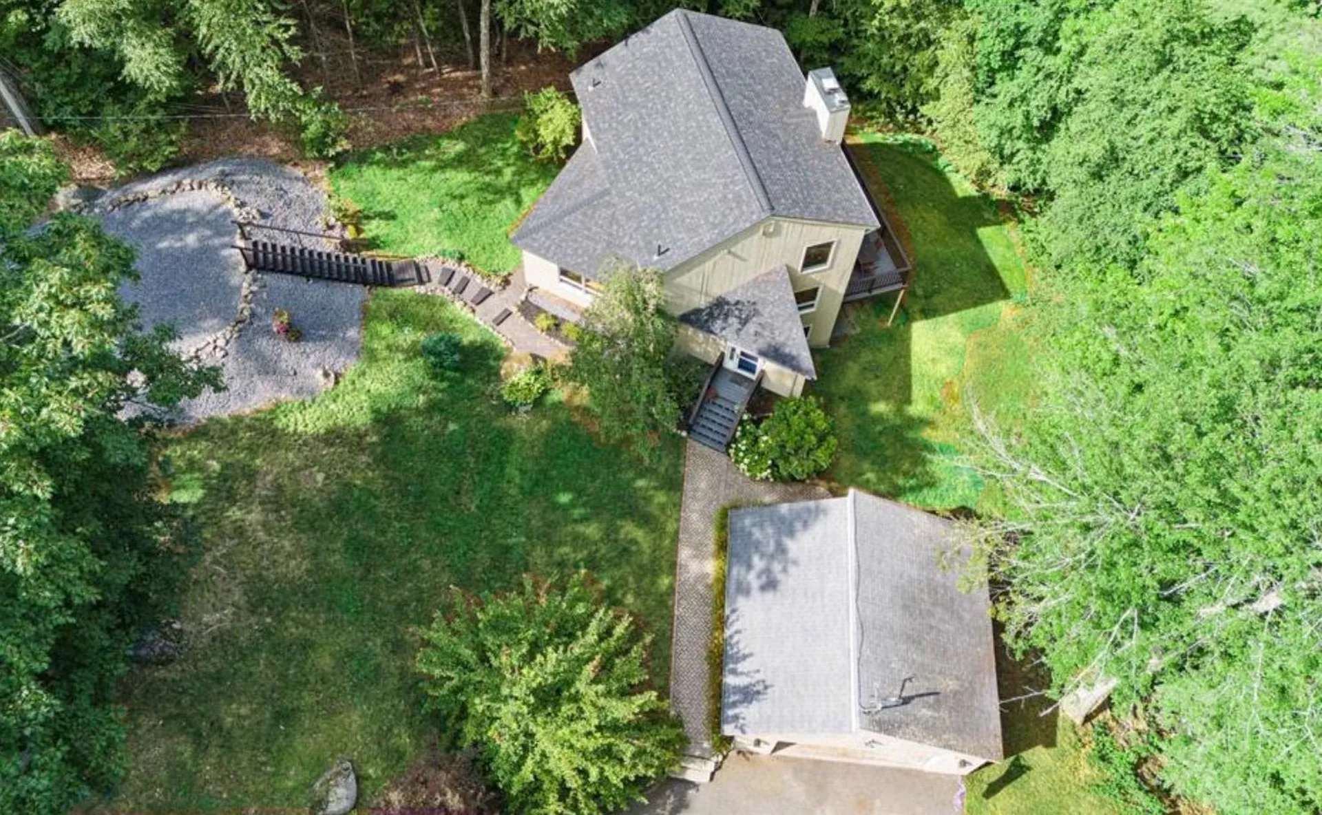 38 Old Manchester Road Amherst NH 03031